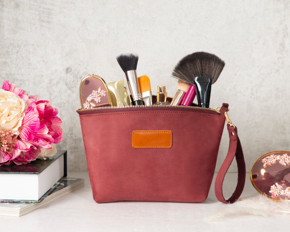 Lilly Leather Makeup Dopp Kit