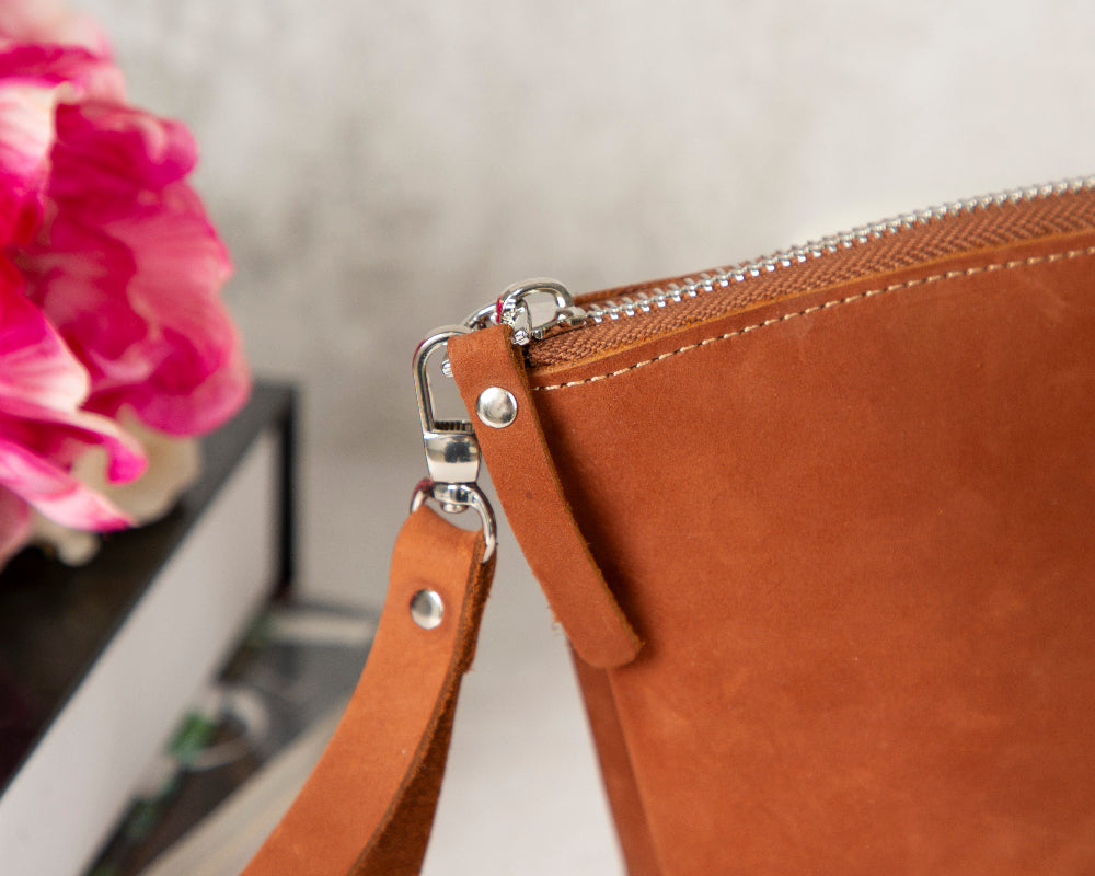 Lilly Leather Makeup Dopp Kit