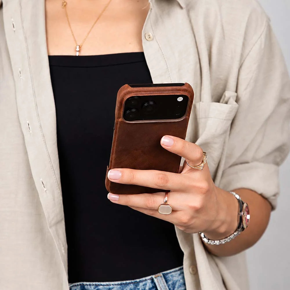 Ultimate Jacket iPhone 18 Pro Leather Case