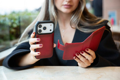 Magic iPhone 17 Pro Max Detachable Leather Wallet Case