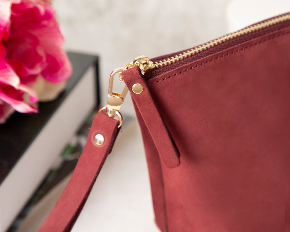 Lilly Leather Makeup Dopp Kit