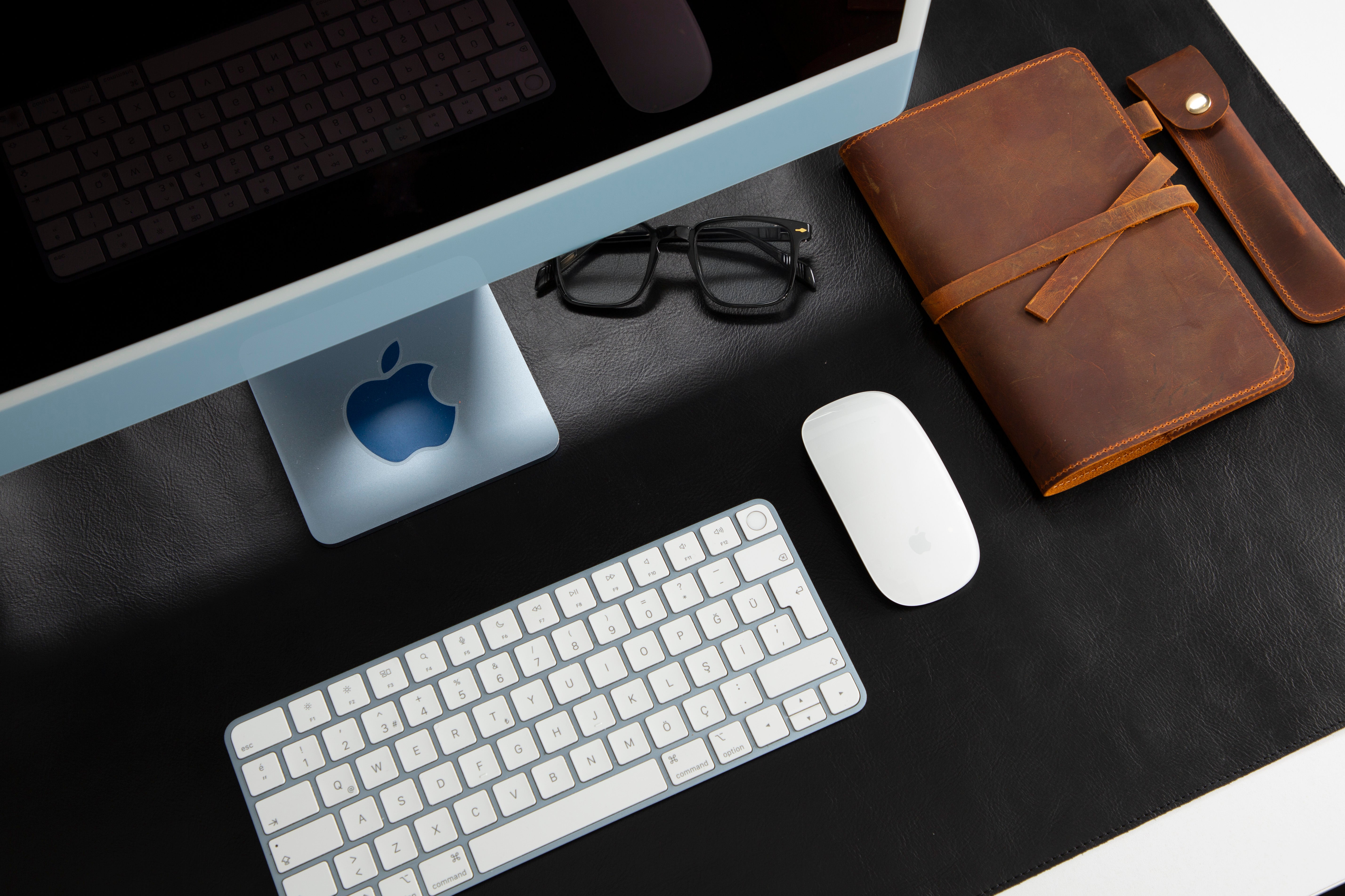 Tavolo Leather Desk Mat (36" x 19")