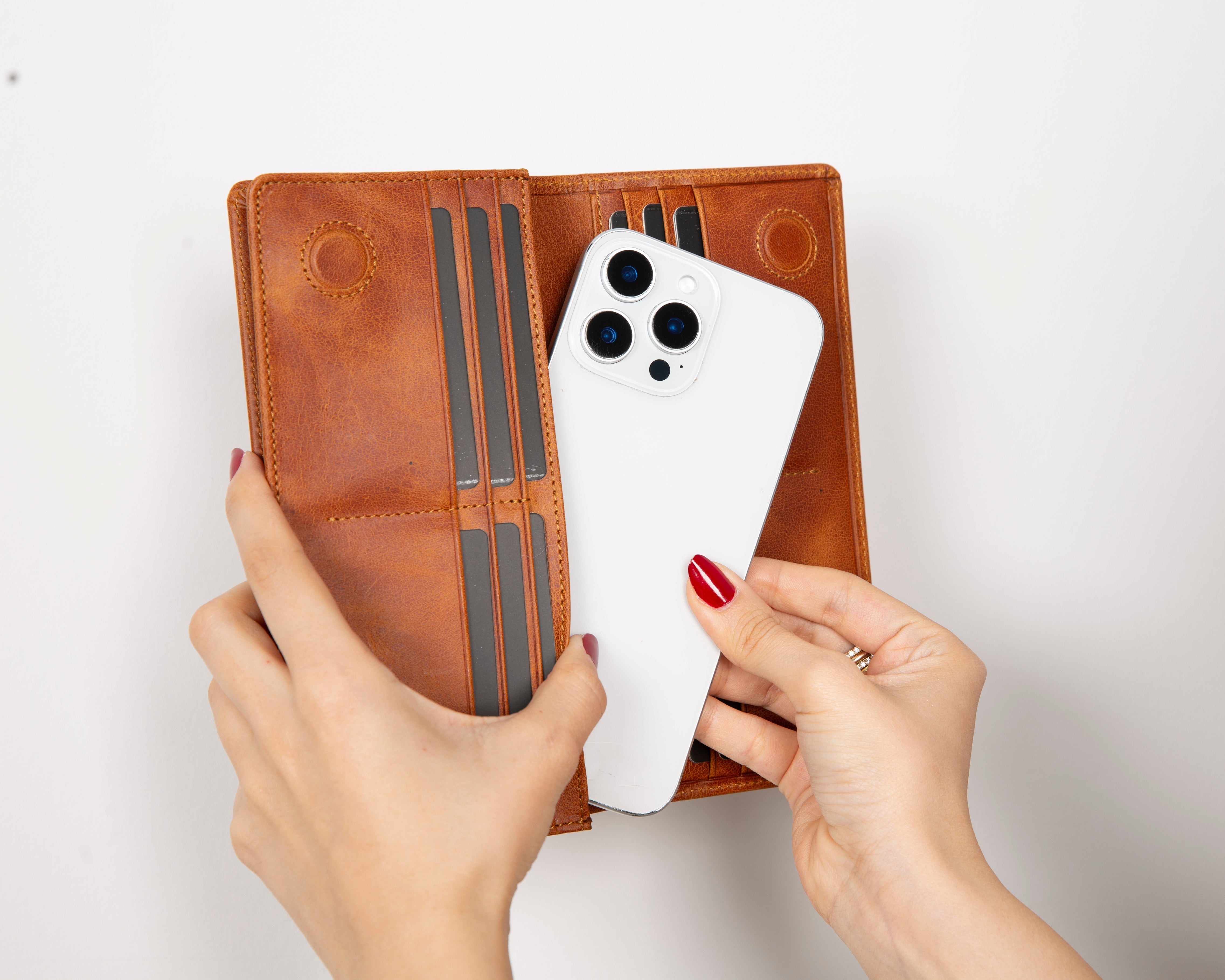 Auro Leather Women's Wallet