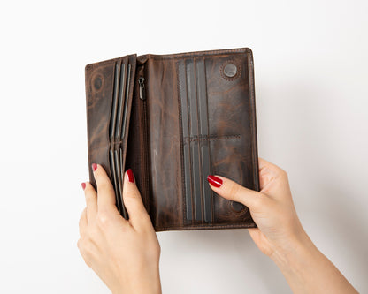 Auro Leather Women's Wallet