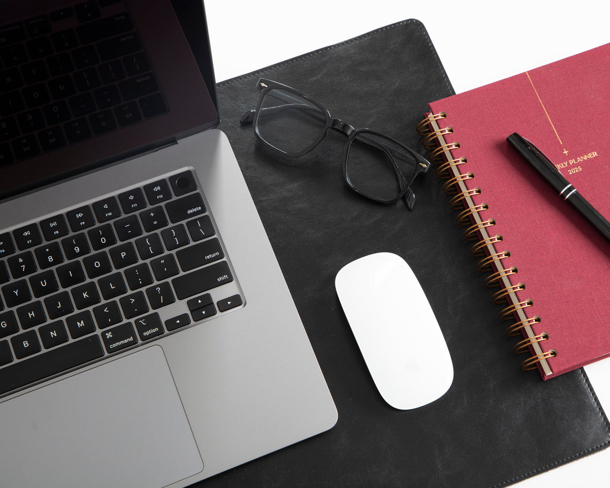 #color_Black