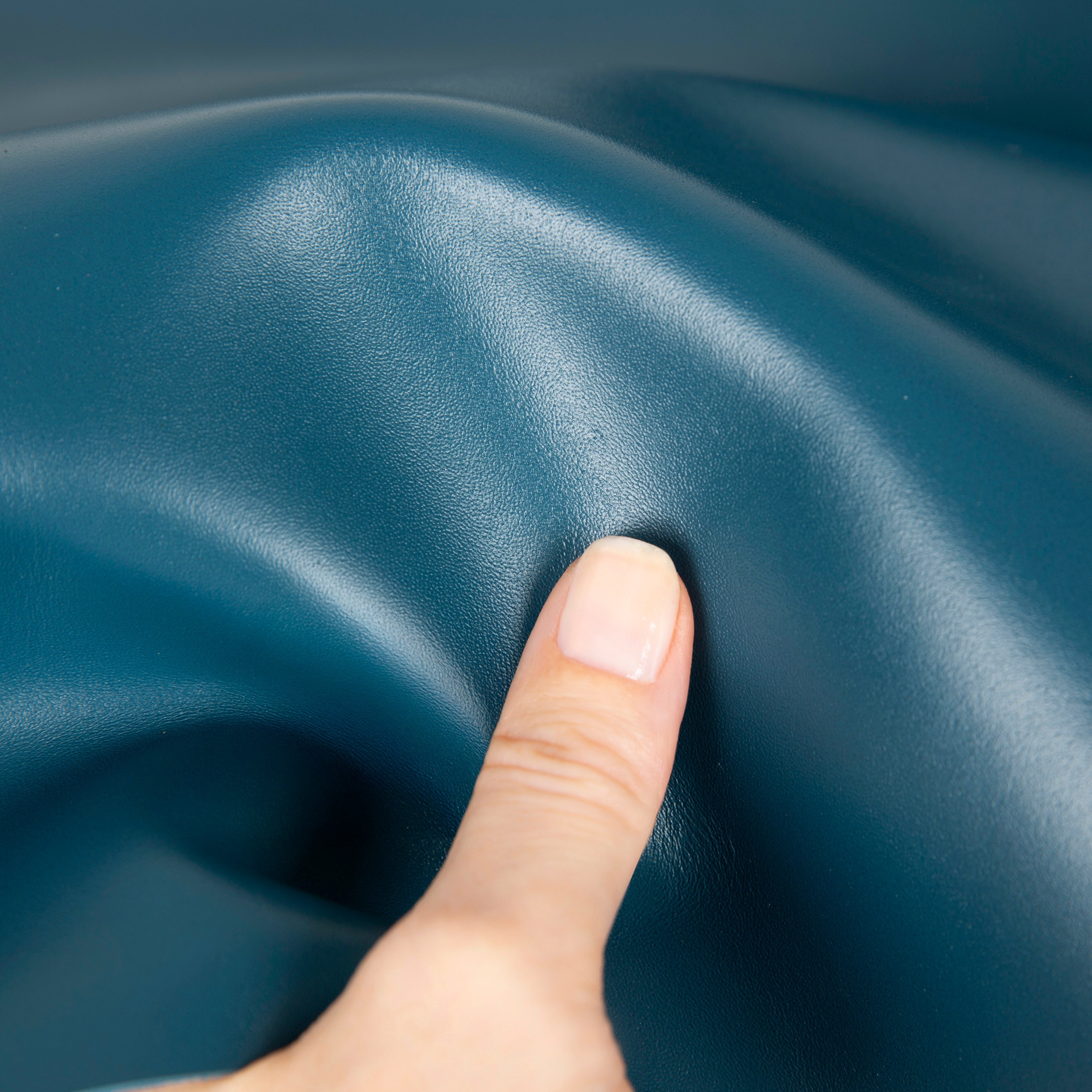 Magic iPhone 17 Pro Max Leather Detachable Wallet Case