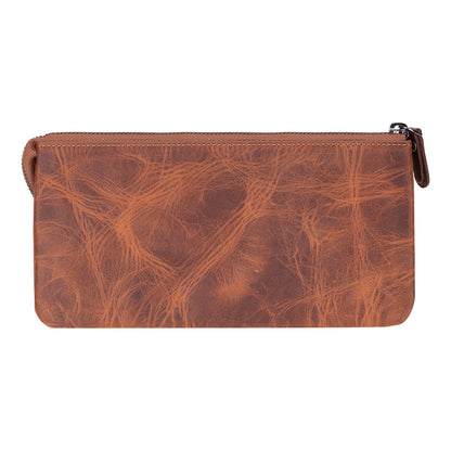 Maesta Leather Clutch Bag