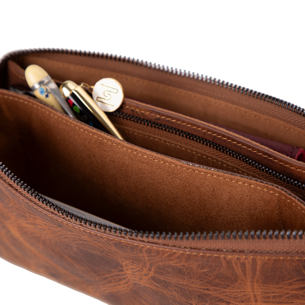Maesta Leather Clutch Bag