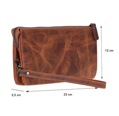 Maesta Leather Clutch Bag