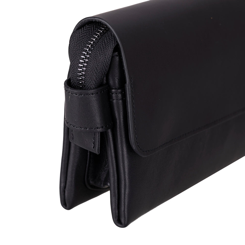 Ponny Leather Clutch Bag