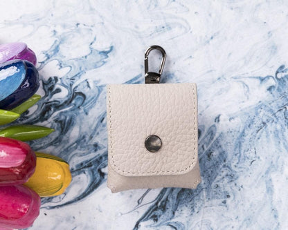 Maui Magnet AirPods Genuine Leather Case