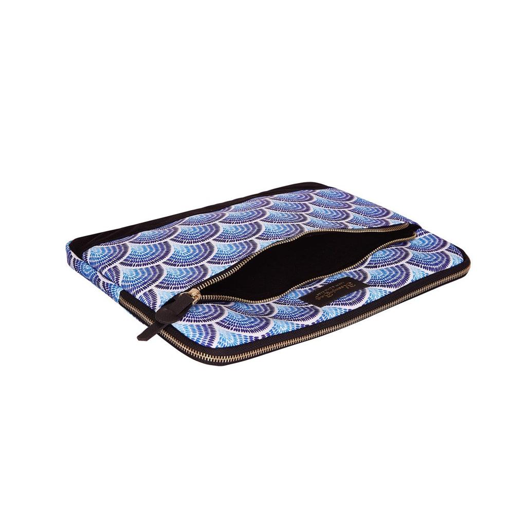 Calm Waves 13-14 Inch Laptop / MacBook Sleeve